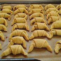 Rogaliki z nadzieniem ;) ! ( ciasto drożdżowe z lodówki )