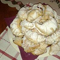 Rogaliki z nadzieniem ;) ! ( ciasto drożdżowe z lodówki )