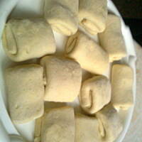 Krokieciki ziemniaczane z żółtym serem