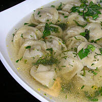 Pielmieni rybne w rosole z ryb-danie w sam raz na Wigilię