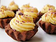 Fot. izaa_a, kruche mini babeczki....