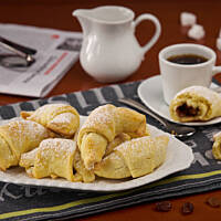 Rogaliki czeko-bakaliowe