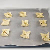 Paczuszki łososiowe z suszonymi pomidorami