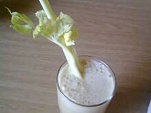 Fot. carolotta, słodki sok z jabłek i selera naciowego