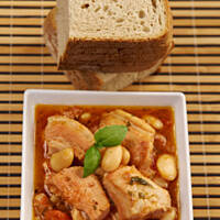 Żeberka w sosie pomidorowym