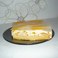 Brzoskwiniowo-serowe ciasto