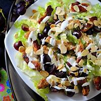 Sałatka z indykiem i winogronami