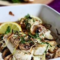 Ryba FIT - zapiekana z pieczarkami i cebulą