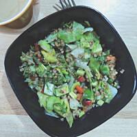 Sałatka wiosenna z kaszą gryczaną