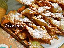 Fot. makusia, Faworki -chrusty -róże karnawałowe