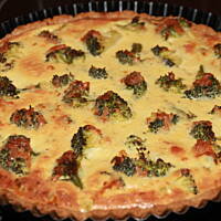 Tarta Brokułowa na razowym spodzie