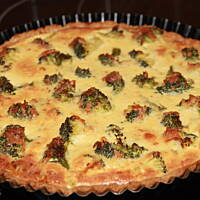 Tarta Brokułowa na razowym spodzie