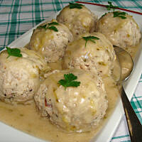 Pulpety z indyka w sosie ogórkowym