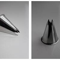 Tort z różyczkami śmietanowo - malinowy