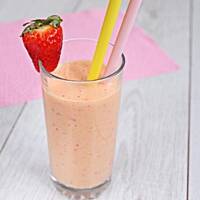 Koktajl truskawkowy z mango