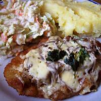 Schabowy z pasztetem i serem