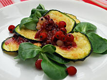 Fot. katy12, "Czipsy" cukiniowo-serowe