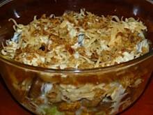 Fot. CattiBrie, Sałatka z prażoną cebulką