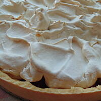 Tarta truskawkowa z bezą 