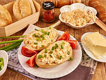 Fot. Wkn, Pasta jajeczna z serem i szczypiorkiem