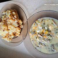 Zupa szczawiowa osobno kartofle 