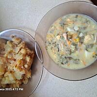 Zupa szczawiowa osobno kartofle 