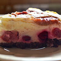 Sernik rabarbarowo - wiśniowy