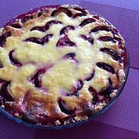 Tarta ze śliwkami i masą śmietanową 