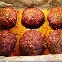 Burger wołowy pieczony