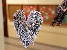 Fot. Wkn, Koronkowe serca pachnące sianem