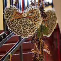 Koronkowe serca pachnące sianem