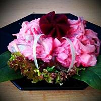 Sałatka ze śledzi i buraczków :)