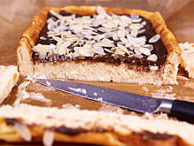 Fot. Wkn, Mazurek sernikowy z czekoladą