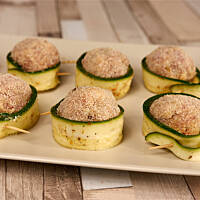 Klopsiki zawijane cukinią