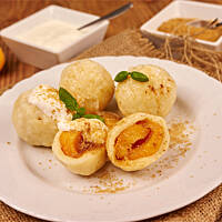 Knedle serowe z morelami - czyli po naszemu domowemu "sredle"