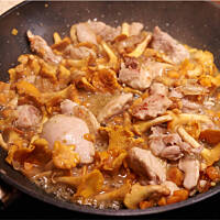 Sos kurkowy z kurakiem