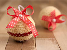 Fot. Wkn, Bombki z wełny