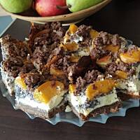 Seromakowiec z brzoskwiniami