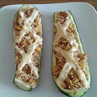 Cukinia zapiekana z mięsem mielonym, ryżem i kukurydzą