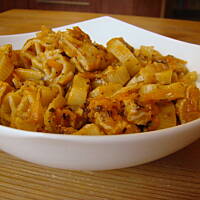 Potrawka z kurczaka z makaronem