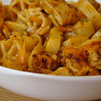 Potrawka z kurczaka z makaronem