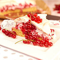 Ciasto porzeczkowe z bezą