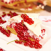 Ciasto porzeczkowe z bezą