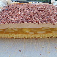 Szarlotka pod daszkiem 