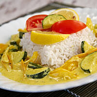 Warzywa curry z ryżem