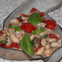 Sałatka Fasolowo-Pomidorowa