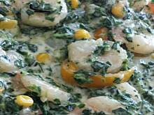 Fot. ekkore, Krewetki w sosie kremowo- szpinakowym