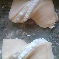 Drożdżówki zawijane z serem 