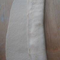 Drożdżówki zawijane z serem 