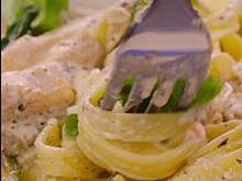 Fot. Katana1978, Pierś kurczaka z makaronem